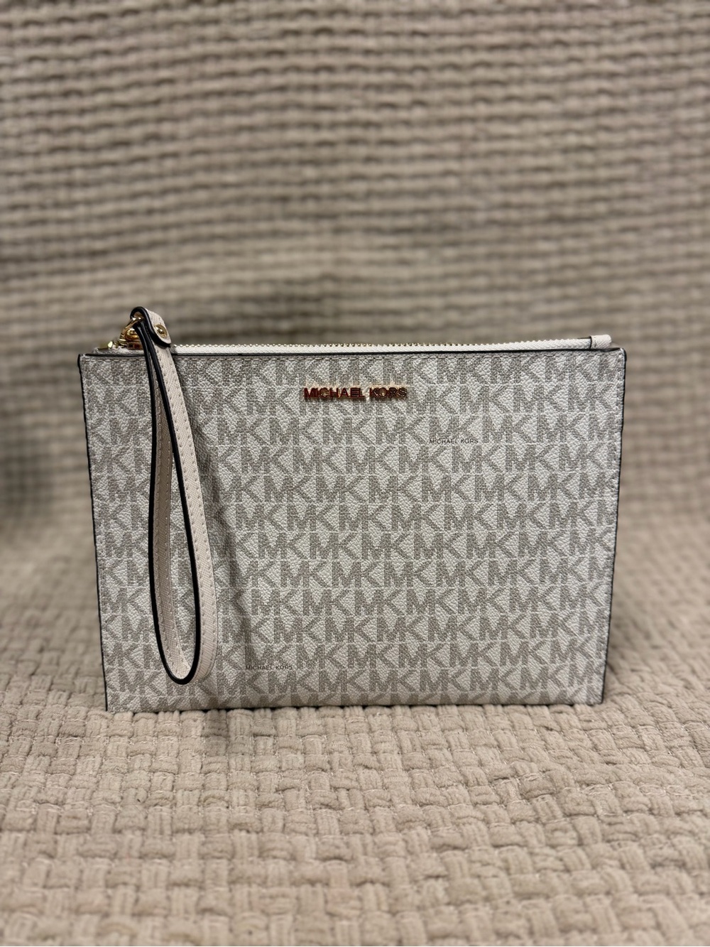 Michael Kors Signature Gray & White Wristlet Clutch